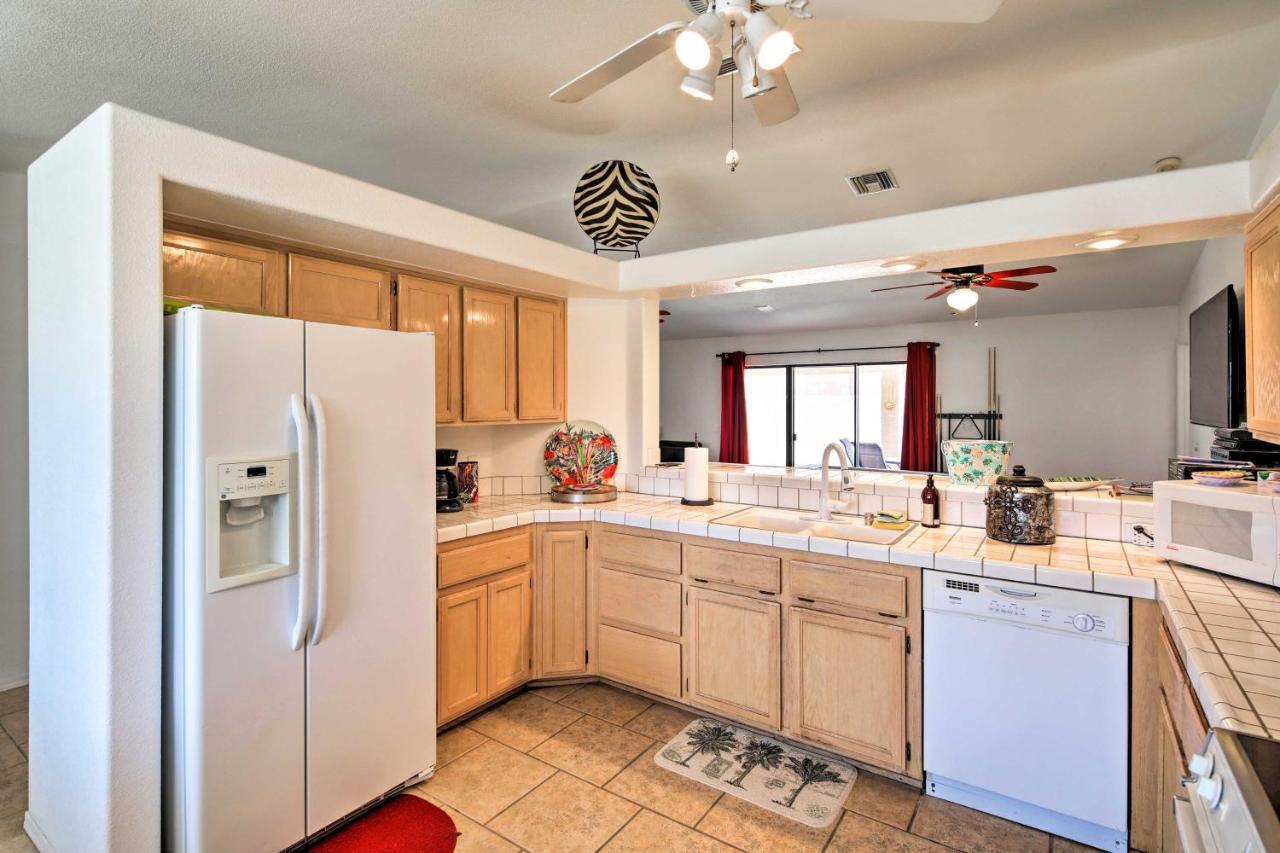 Lake Havasu Home With Rooftop Deck And Mountain Views! Lake Havasu City Luaran gambar