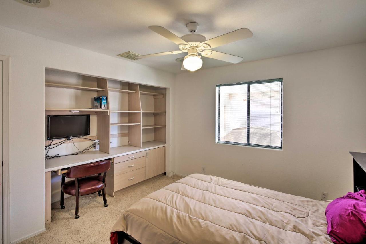 Lake Havasu Home With Rooftop Deck And Mountain Views! Lake Havasu City Luaran gambar
