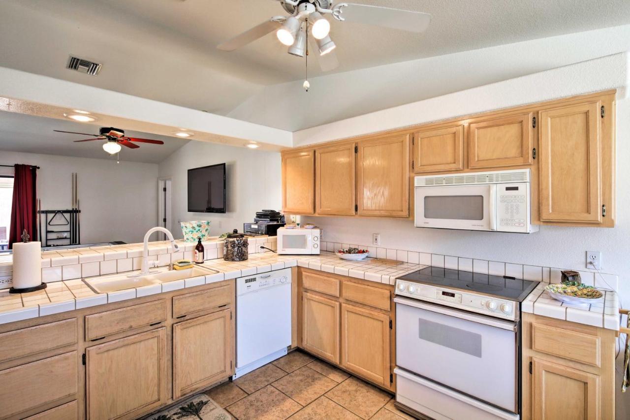 Lake Havasu Home With Rooftop Deck And Mountain Views! Lake Havasu City Luaran gambar