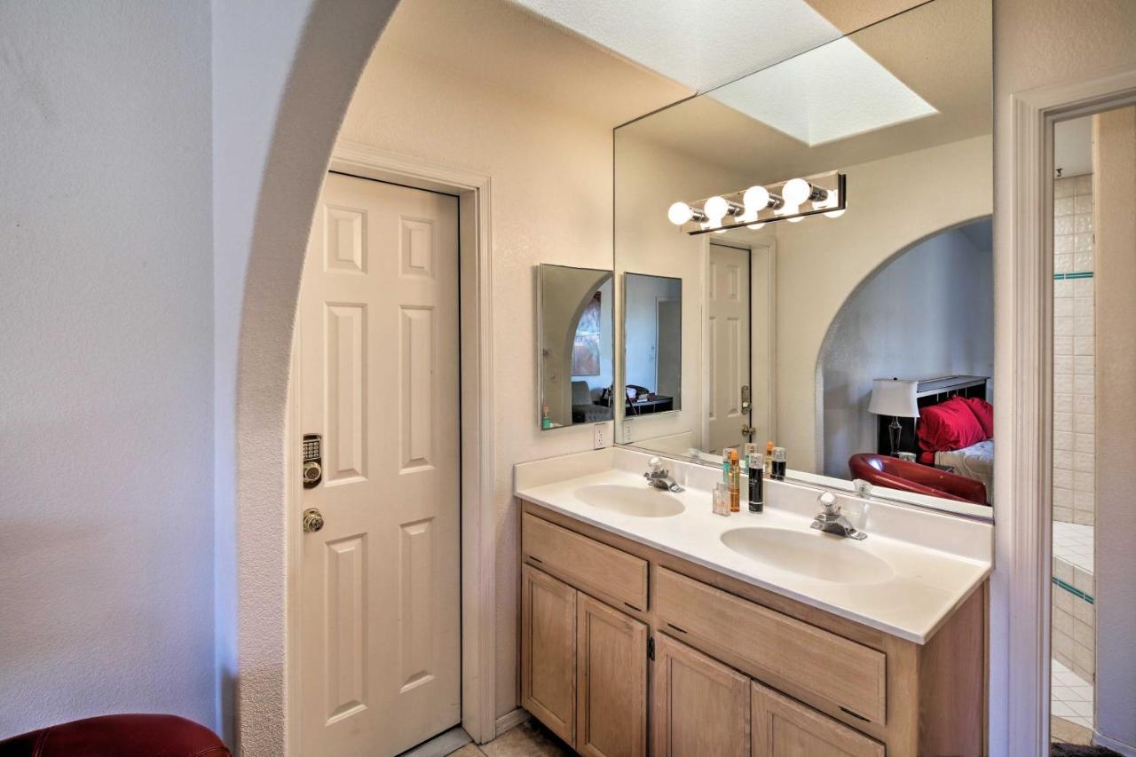 Lake Havasu Home With Rooftop Deck And Mountain Views! Lake Havasu City Luaran gambar